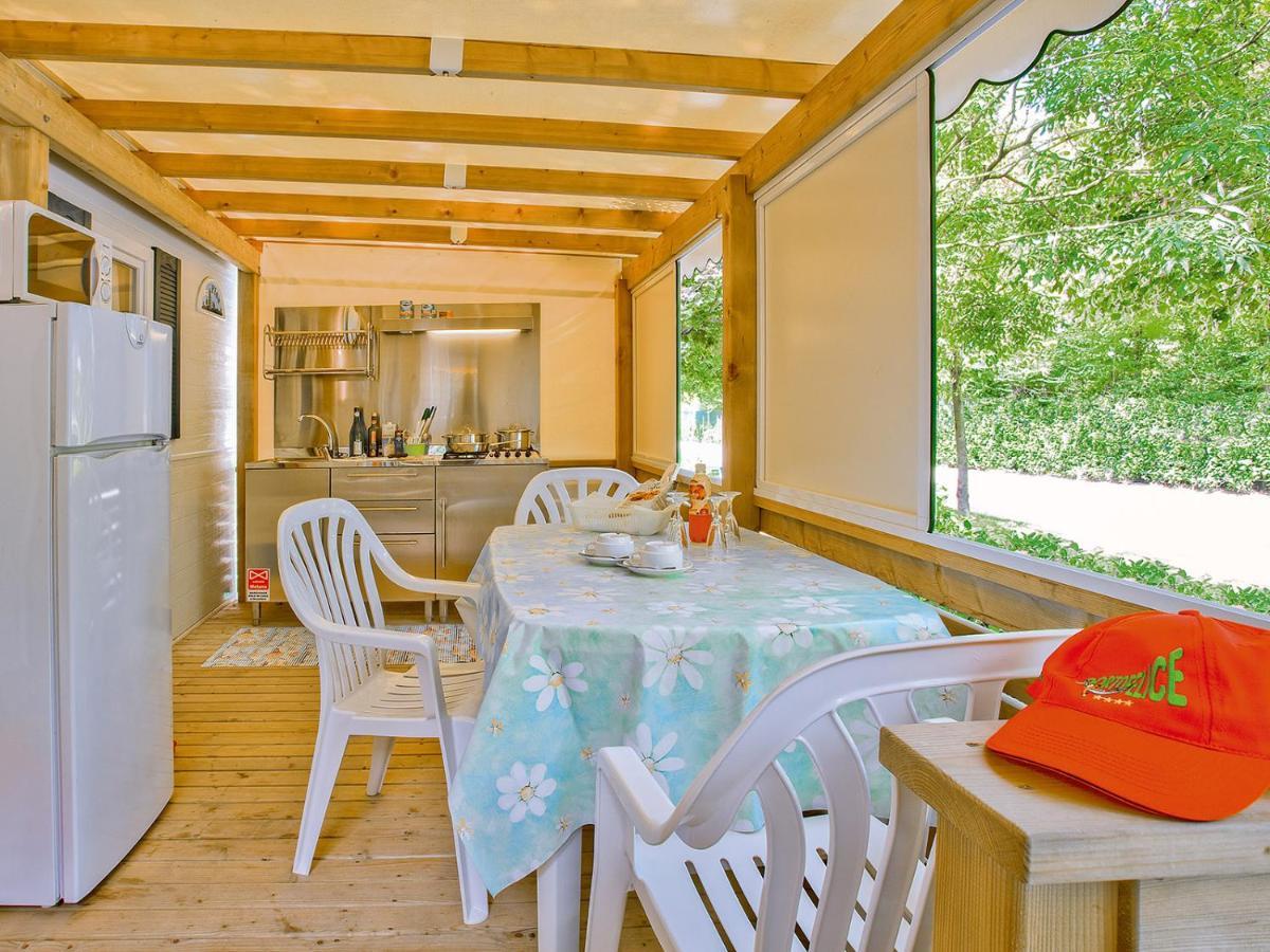 Portofelice Camping Village エラクレア・マーレ エクステリア 写真